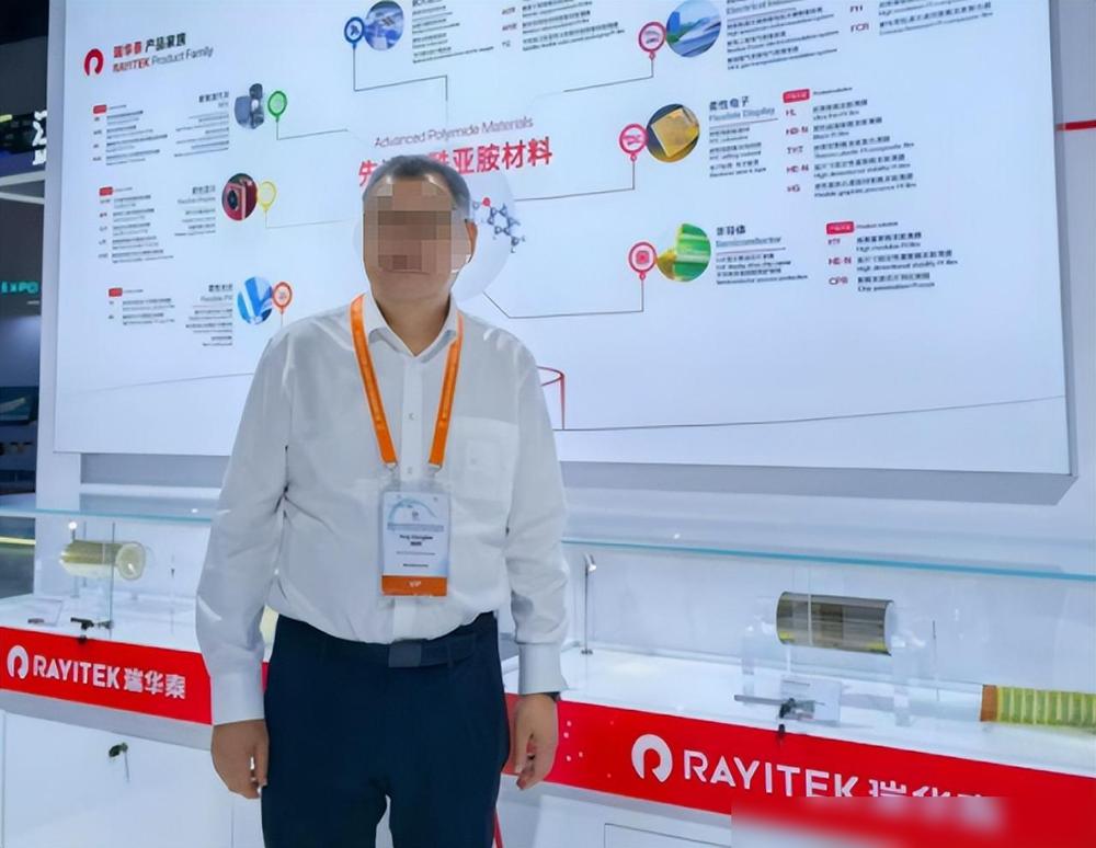 年薪77万，外快1036万，轻轻松松就赚出13年的工资。

说真的在上市企业待过