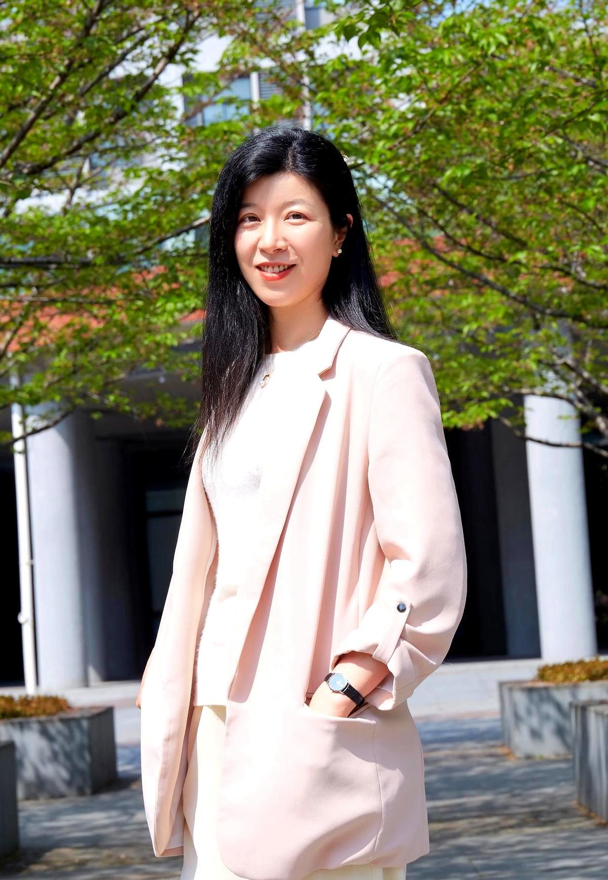 浙江大学胡海岚当选为中科院院士。
2022年还获得了“世界杰出女科学家奖”。
三