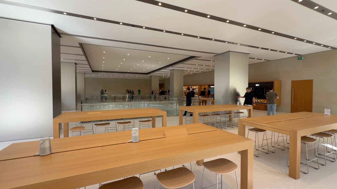 【Apple Passeig de Gràcia 零售店焕新开幕，提供 Appl