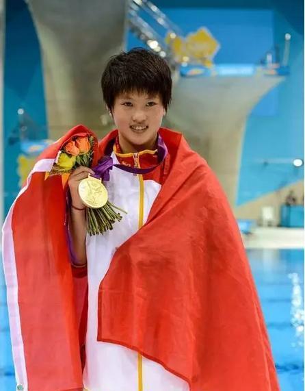 “跳水皇后”陈若琳，3岁时被父母抛弃，舅舅把她抚养长大，她拿了22个世界冠军、5