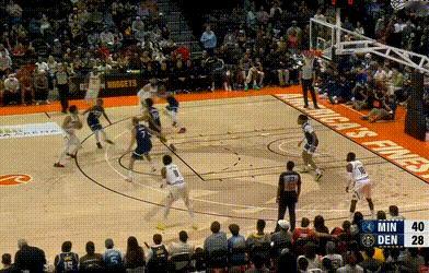 大瓦兰替补登场！有一手低位终结👀 ​​​