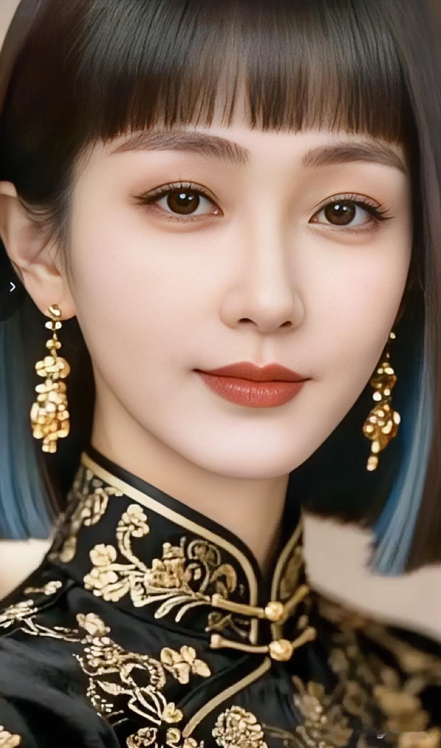 优雅东方美人，金饰点缀，黑金旗袍，韵味十足