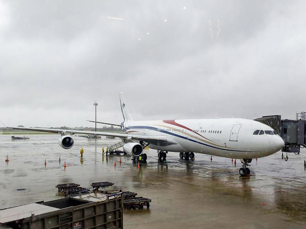 赖清德要回来了？“神秘A340”飞机已从斯威士兰起飞
赖清德2日突然宣布，已搭乘