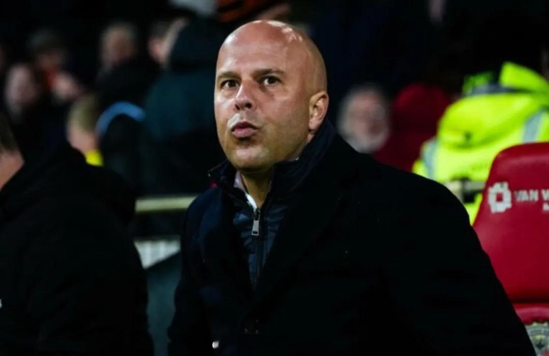 斯洛特在新闻发布会上谈到了利物浦在一月份的引援计划。红军主帅说：“我认为不会有行