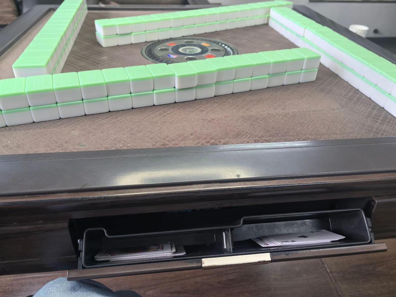 马年的第一场麻将，退休生活舒舒又服服，开开又心心！