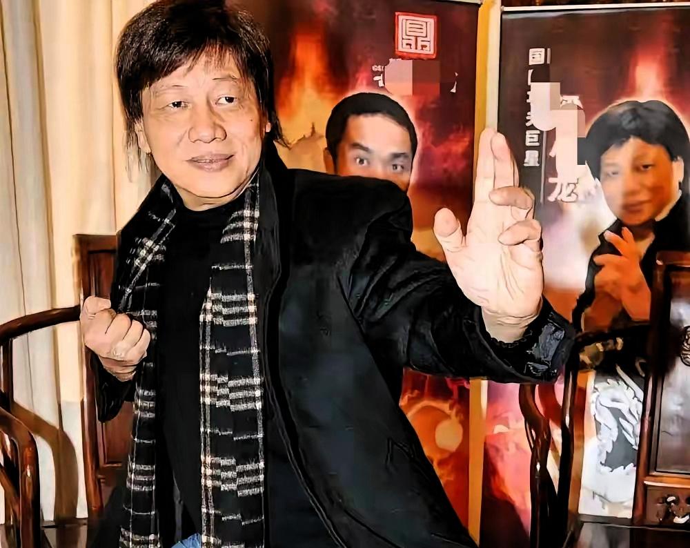 梁小龙：火云邪神的爱国人生
一代宗师走了，梁小龙，那个“火云邪神”，没了，大家都