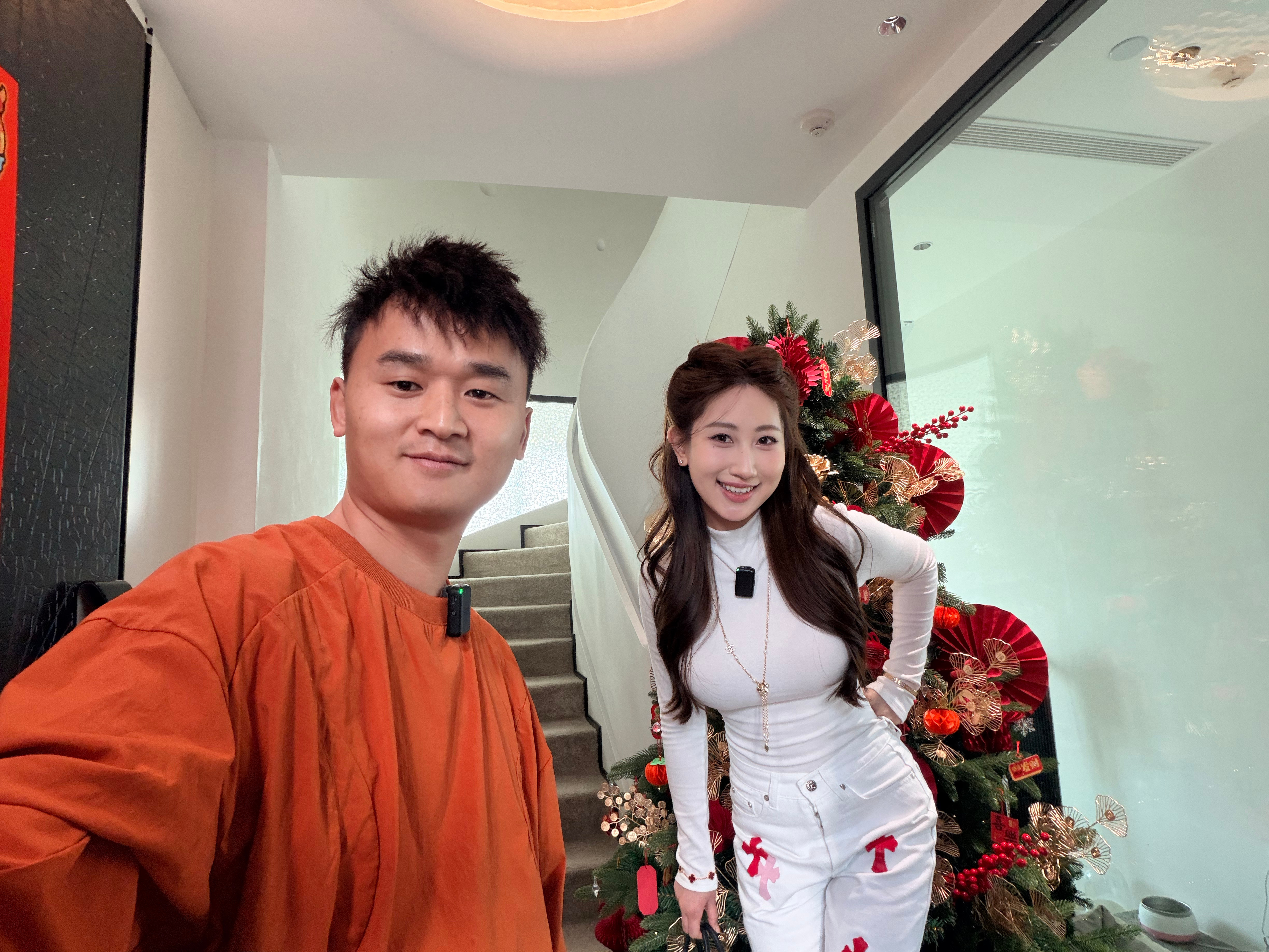 如果我不说图1 是原图，后面几张是手机AI修图，放眼整个深圳湾，谁能看出来因为图