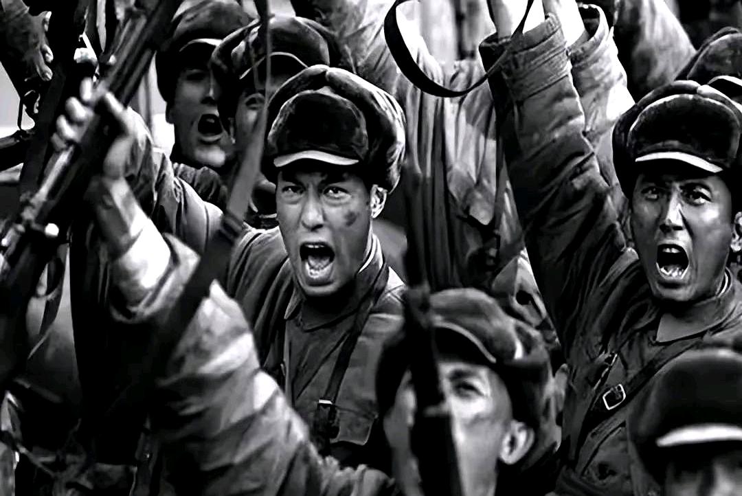 朝鲜战争中，志愿军一个团打到了三八线以南，和总部完全失去了联系，而他们不知道的是