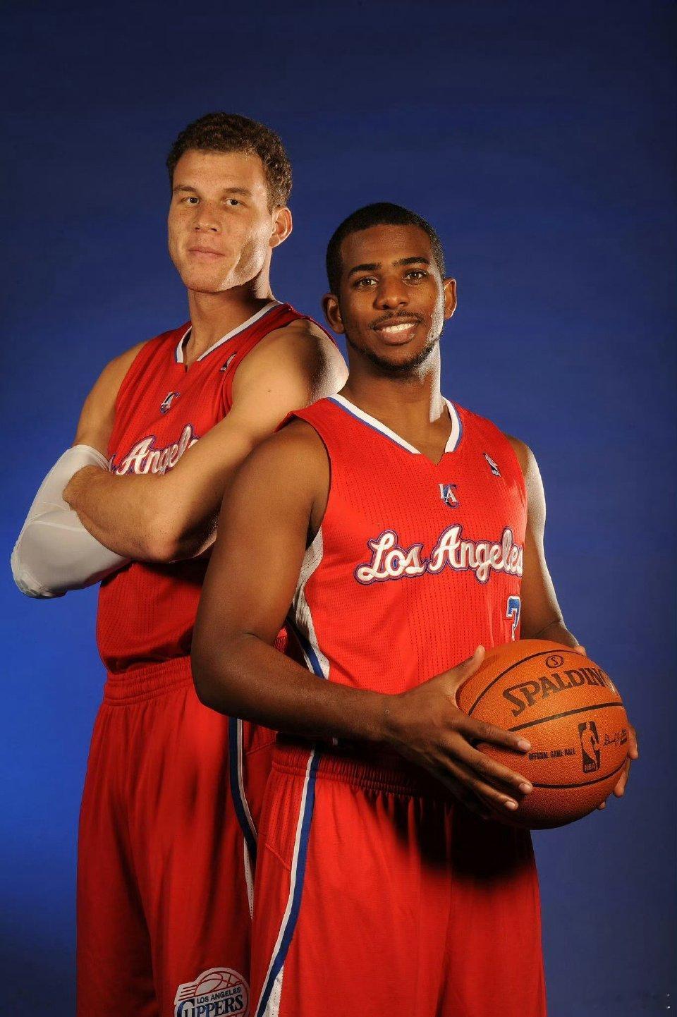 TA：除了卢和教练组，部分队友也对保罗贬损性语气表示反感。 