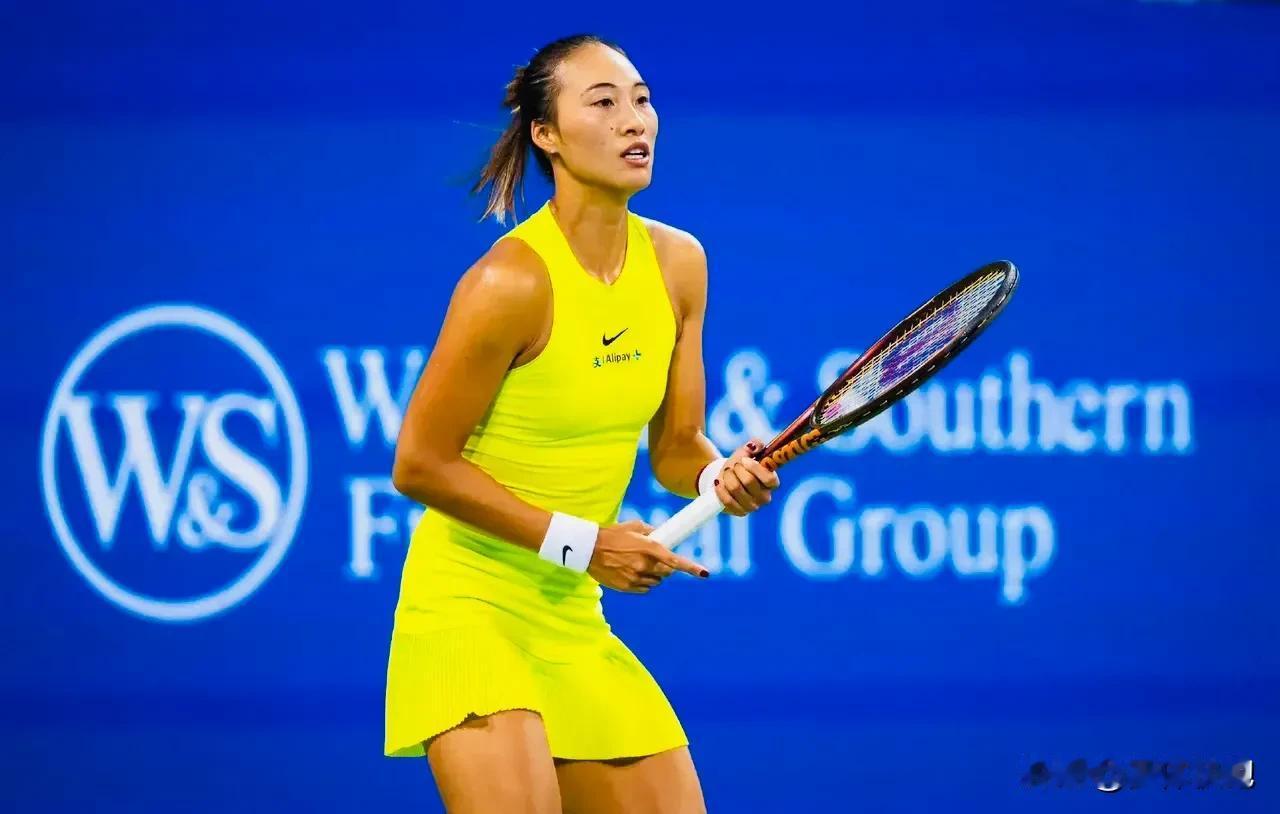 郑钦文最终以6-1、7-5击败波兰球员弗雷希，晋级WTA1000辛辛那提站女单1