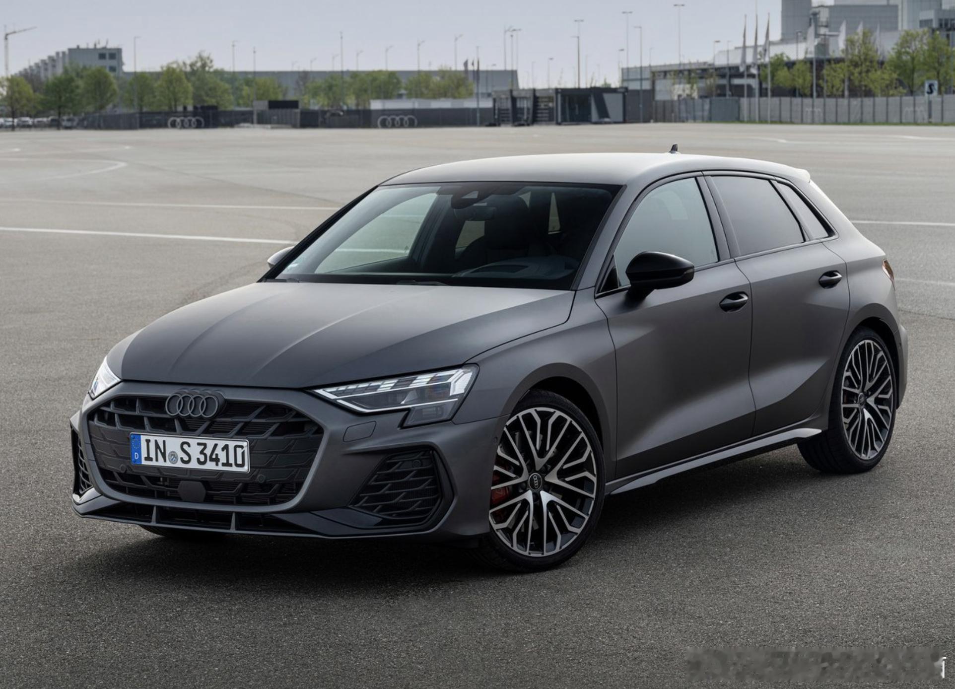 #这是你要的潮车吗# 奥迪新款S3 Sportback[馋嘴]#汽车# ​​​