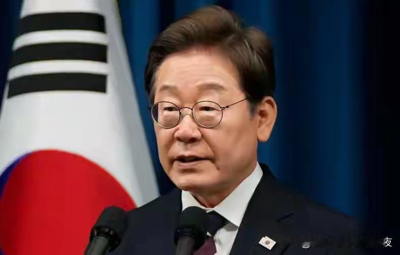 一句话惹恼了韩国，叫停军演后，韩政府谴责高市早苗：无法容忍