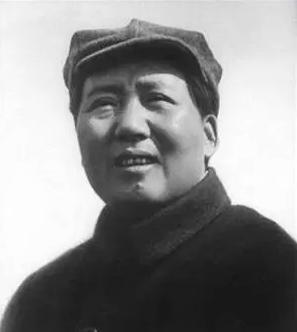 1941年，毛主席在延安大边沟食堂用餐时，一名国民党特务突然持削尖木棍刺向其后脑