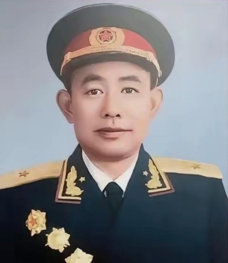 1951年，志愿军师长黄朝天违抗军令，率9000残兵掉头杀向3万美军，13天后李