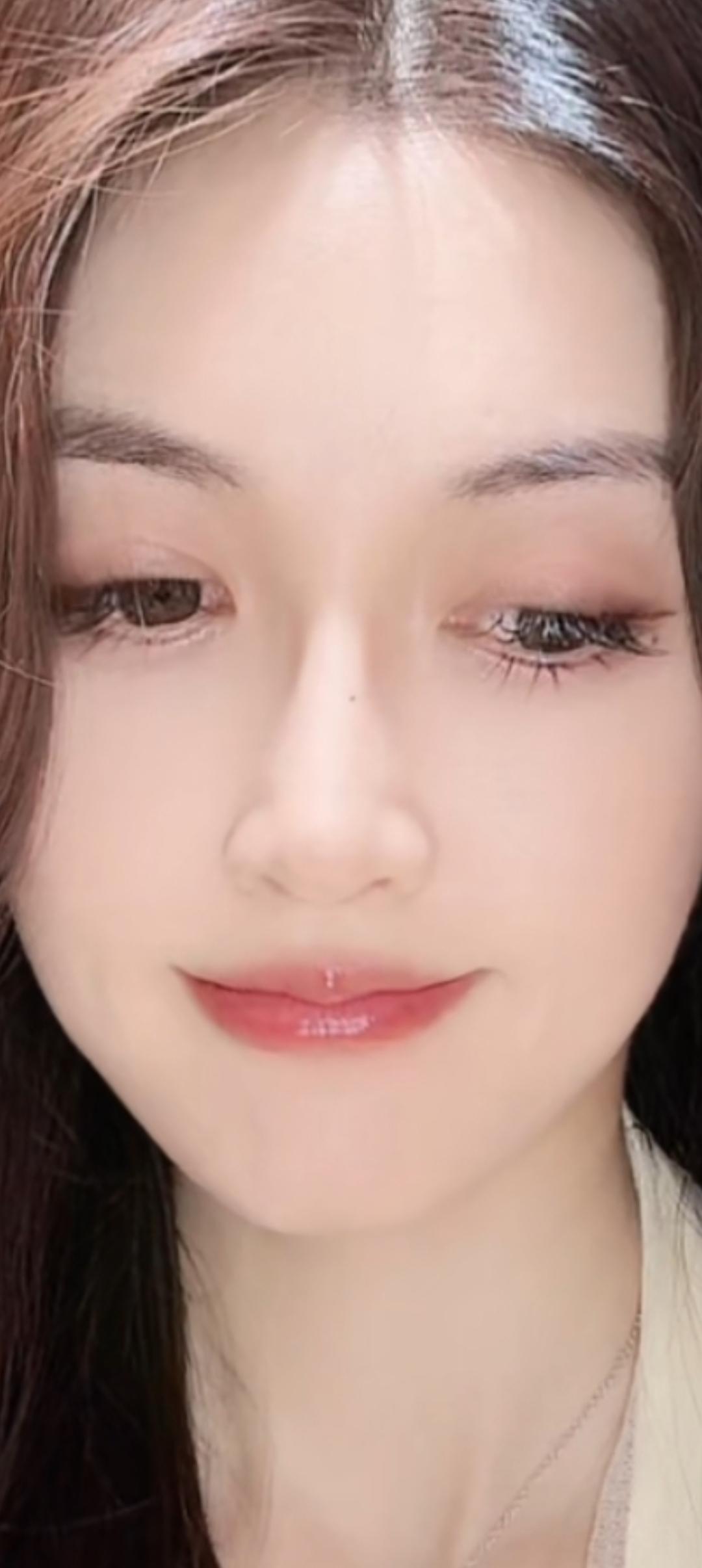 温柔甜美的微笑，元气满满的一天🌞