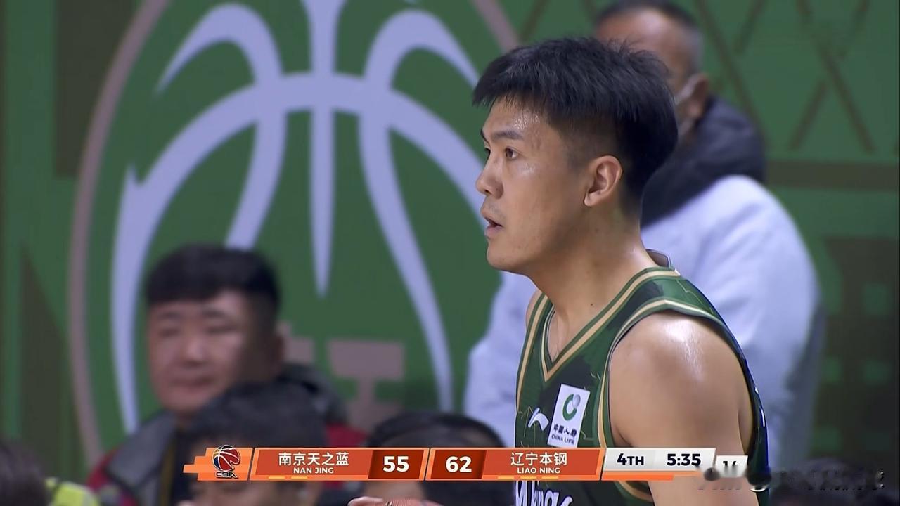 南京天之蓝大将黄荣奇真是严重的偏科！在今天南京天之蓝主场以66:79不敌辽宁本钢