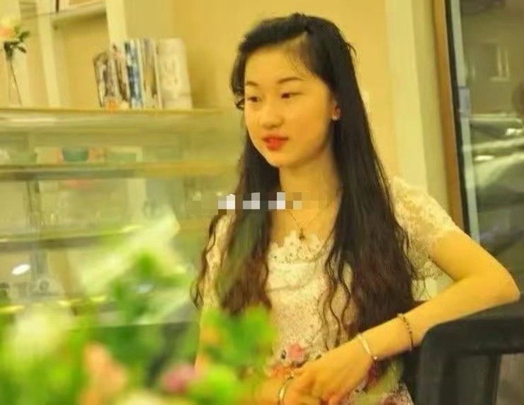 9年前，19岁女孩花百万整成“刘亦菲”，连名字都效仿，如今怎样 ​​​