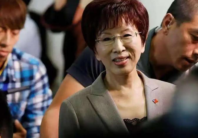 最近，中国国民党前主席洪秀柱来到北京，参加了纪念抗日战争胜利的重要活动。她专门去