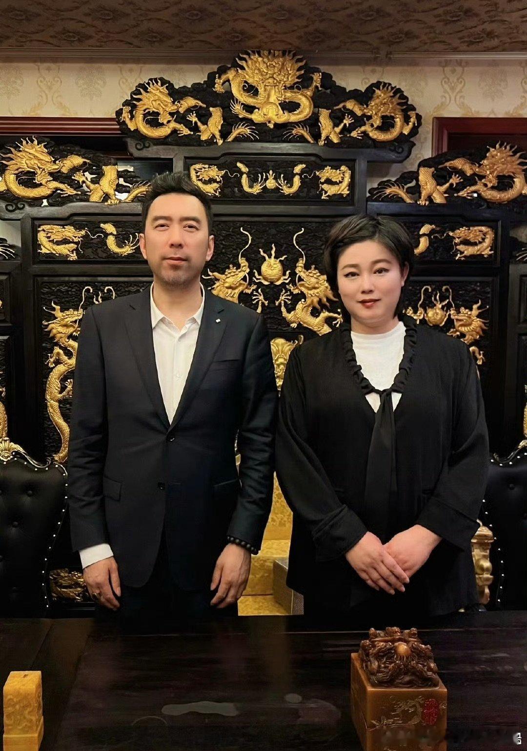 演员于娜回应减掉30斤于娜居然瘦了整整30斤！突然想起之前网友在大理碰到过她和李