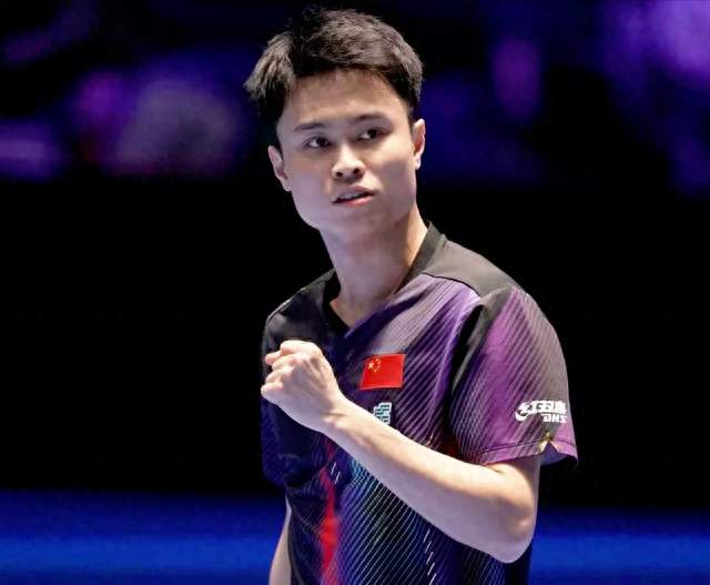 国乒独苗！周启豪4-2力克张禹珍，鏖战六局挺进大满贯四强