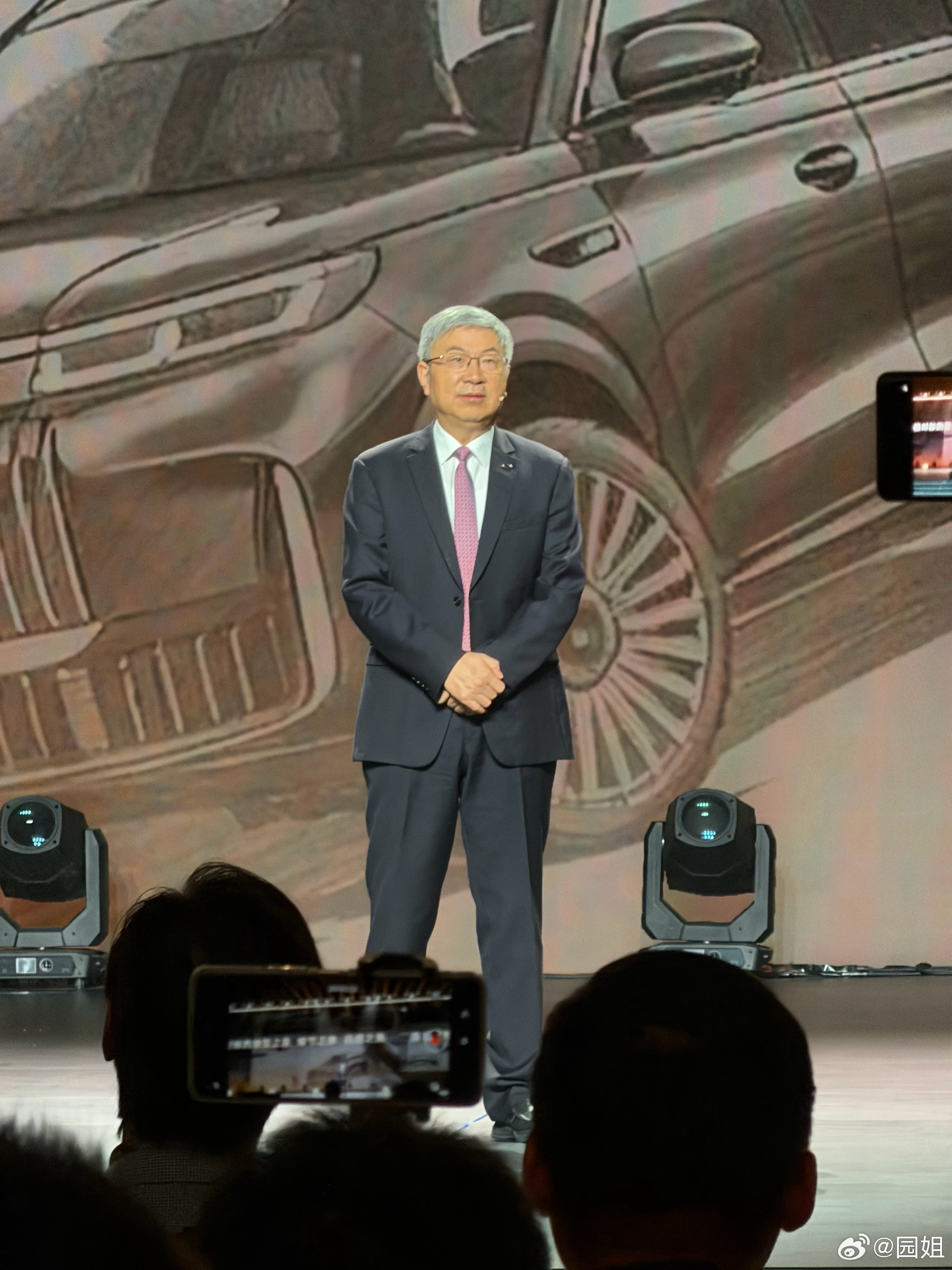 尹总说，奇瑞现在是起个大早，赶上了大集。对未来新能源产品很有信心～ ​​​