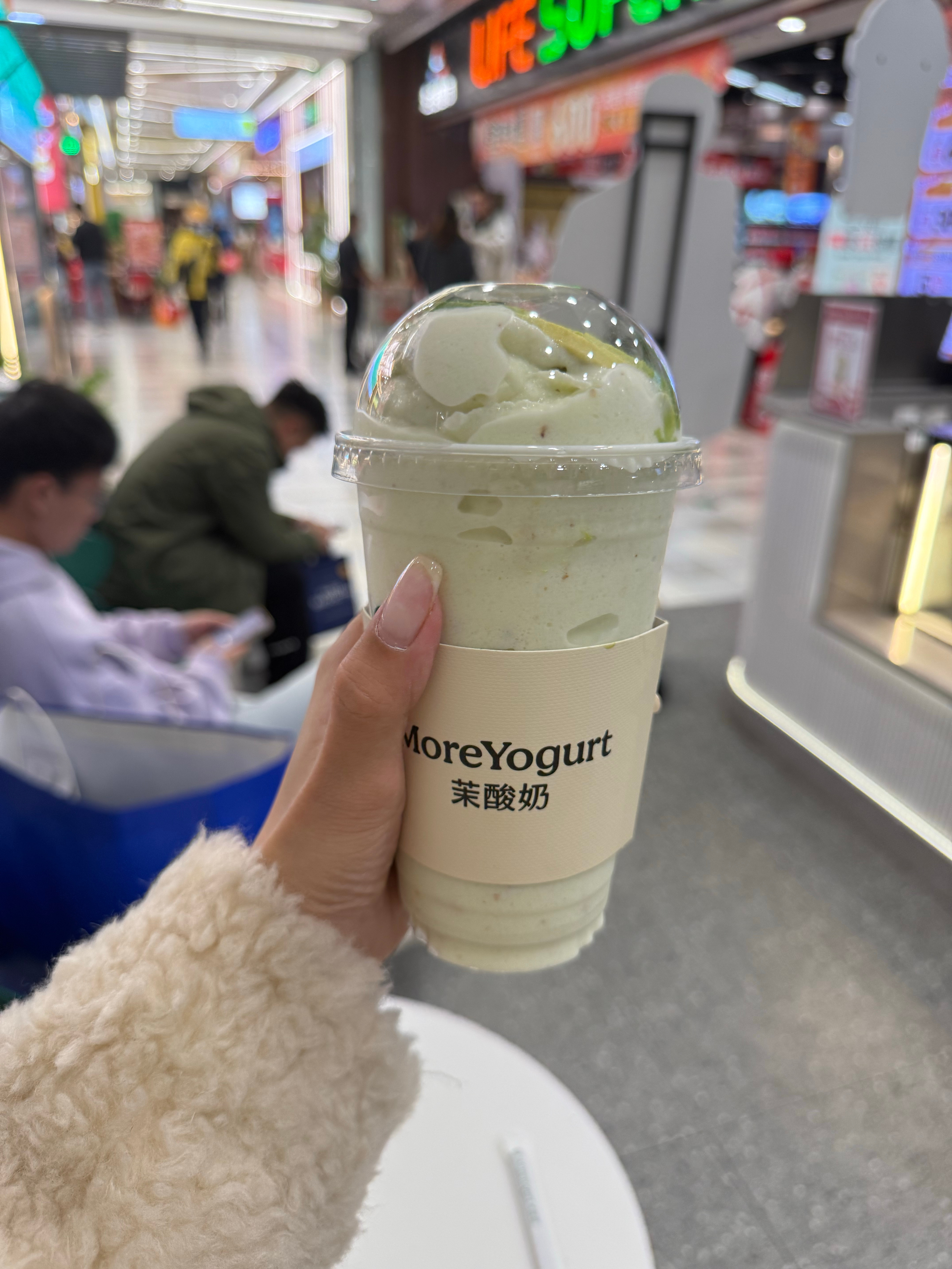 每天一杯奶茶基本不重样，这可真是爱喝奶茶的人天塌了。谁能想到平时喝个奶茶解解压还