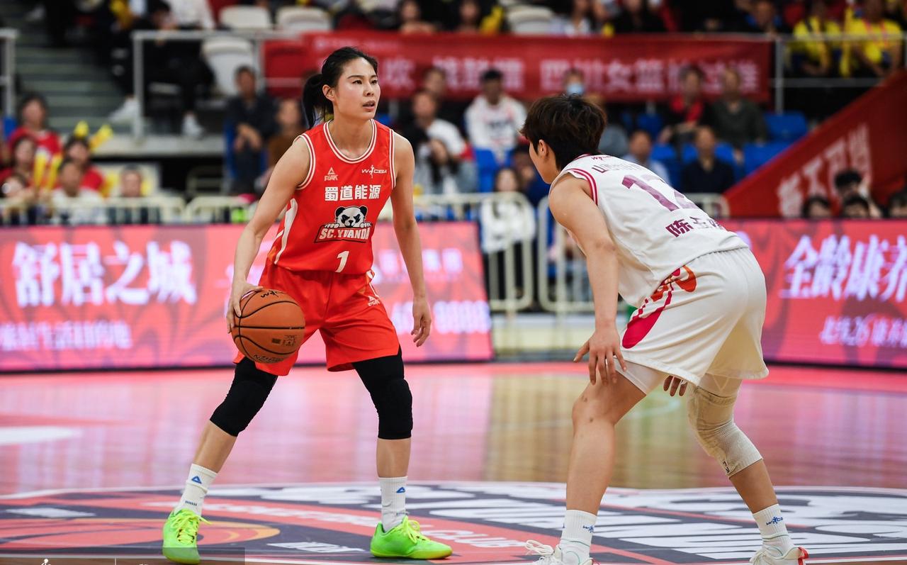 四川女篮王思雨已经归队合练

那么标志着王思雨本赛季登场的时候也快了.

目前，
