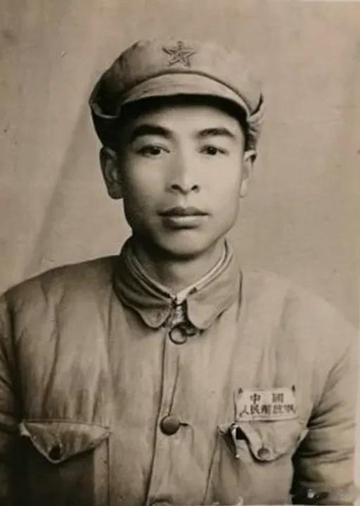 中国陆军上将李尚福（1958年出生），现任中央委员（正部级）、中央军委委员（副国