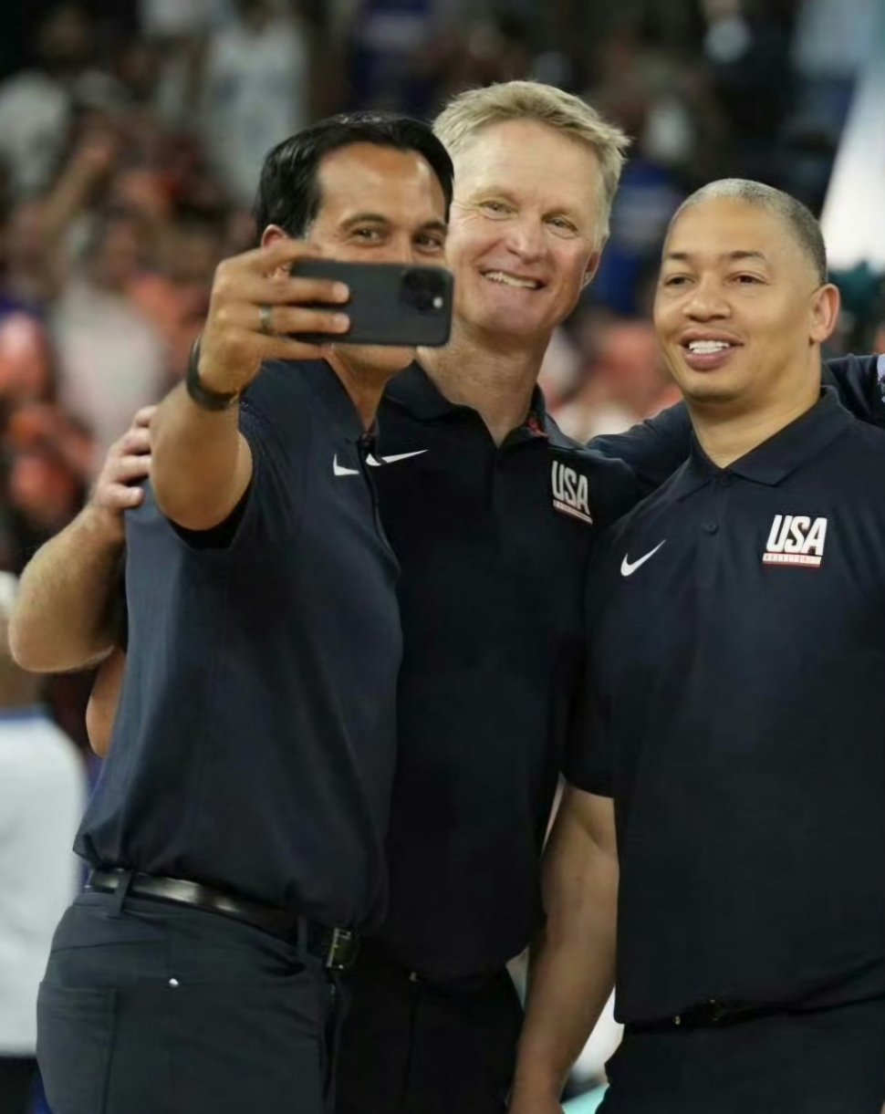 NBA薪资最高的主教练前十名：1. 史蒂夫·科尔 — 1750万美元2. 斯波尔