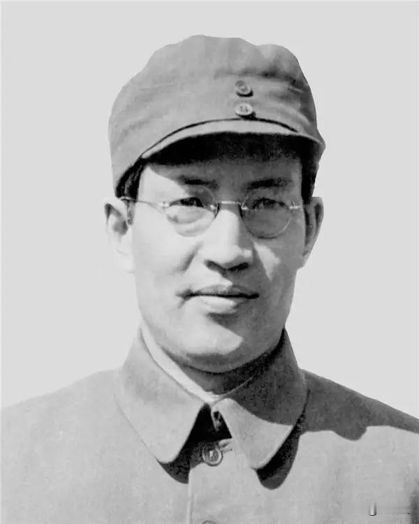 1940年，朱瑞当着全师干部的面，把115师骂得抬不起头，怒斥“整个师除了卫生工