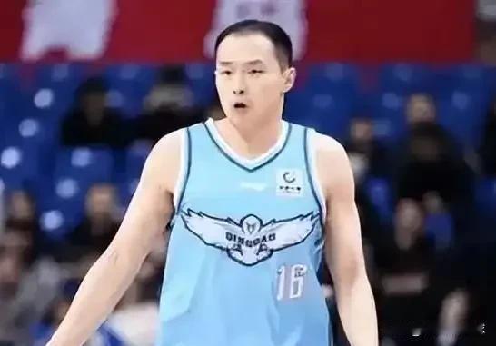 今天CBA常规赛青岛男篮在末节最后1分42秒还领先浙江男篮11分的情况下，被对手