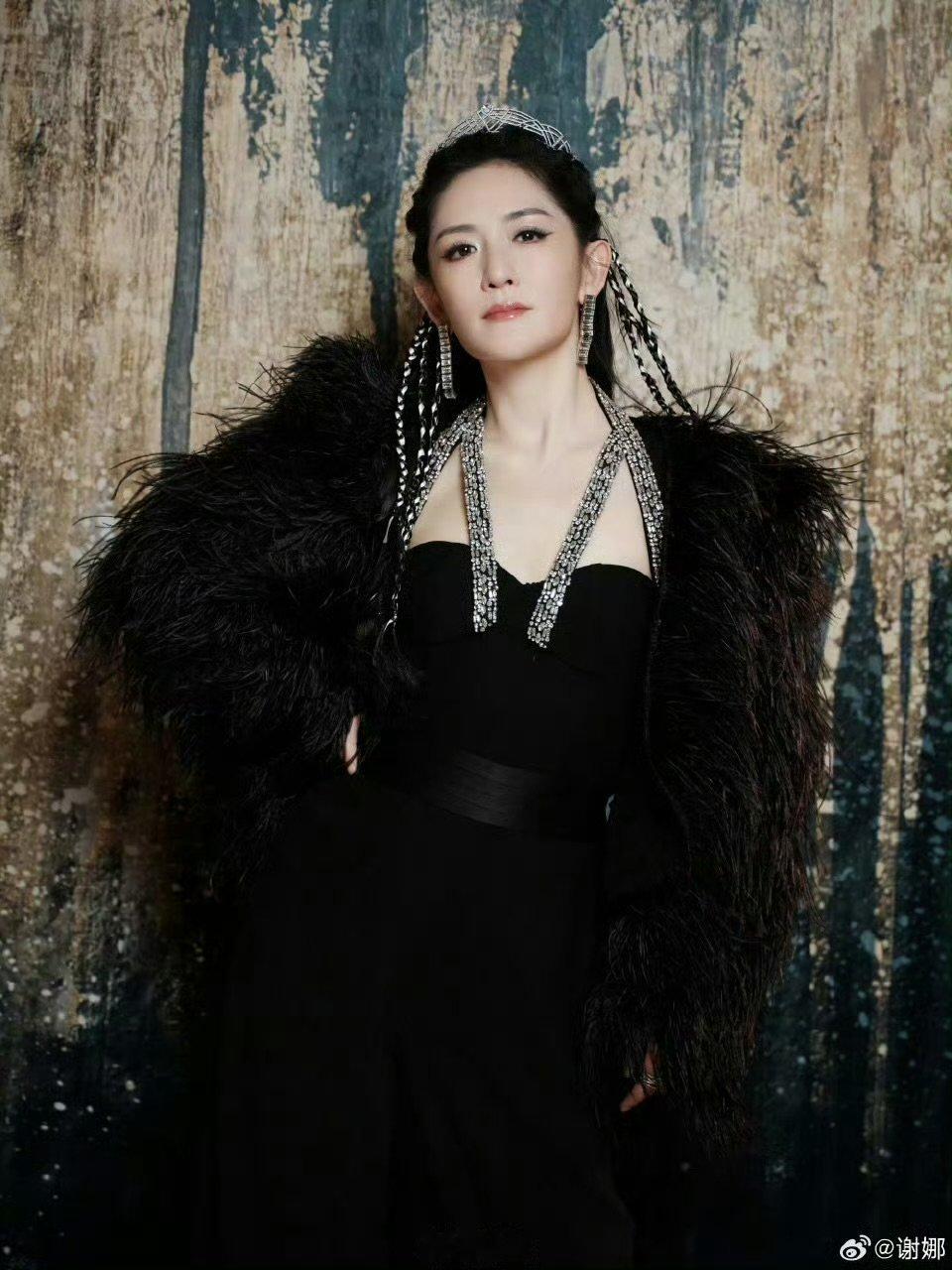 谢娜我的秋晚最棒的主持搭子 谢娜秋晚搭子 谢娜主持秋晚也太有梗了吧！这个搭子让整