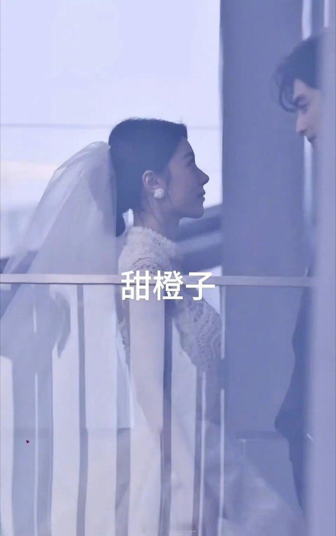 宋威龙和赵今麦的《骄阳似我》结婚路透，穿着婚纱的赵今麦和西装革履的宋威龙，这结婚