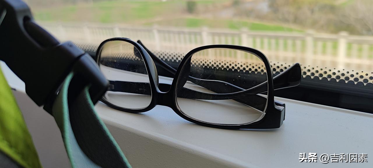 伊朗外长称美袭击海水淡化厂是犯罪伊朗袭击以色列海水淡化厂就是胜利成果，很多国人为