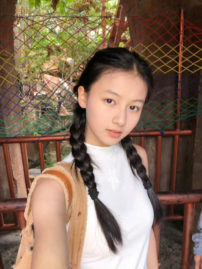 赵钰琪 新人美时期 太可爱了！软萌软萌的！好像小兔子