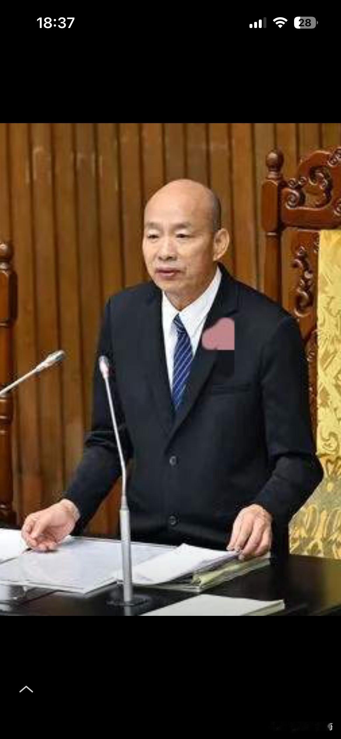 冻结了薪水，卓荣泰就会副署没副暑的案子？
“立法院”都通过了总预算，他又为什么要