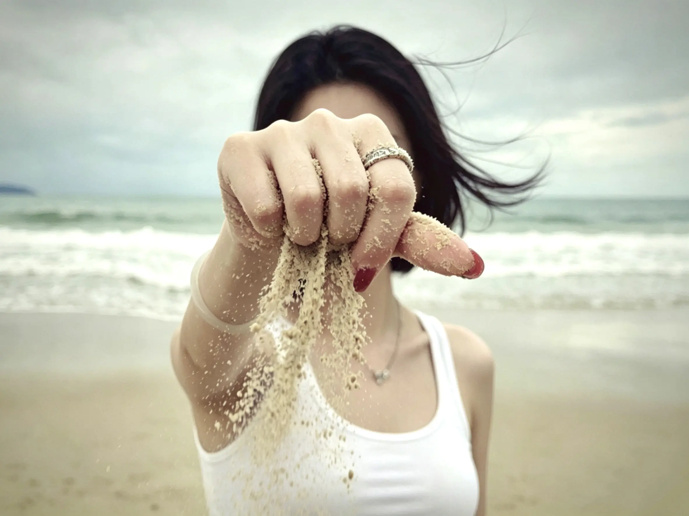 你能在海水里找到我的那滴眼泪我就原谅你