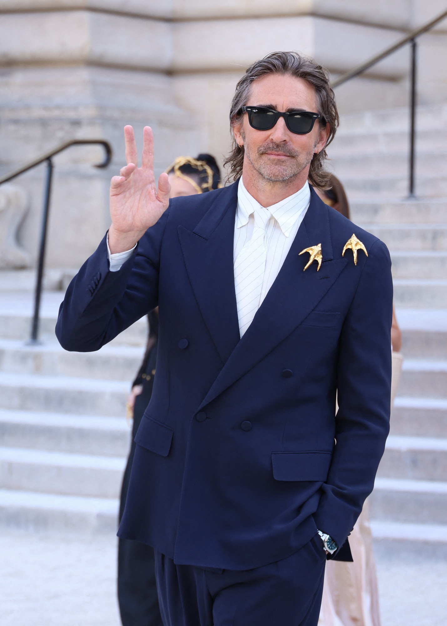 Lee Pace 6日巴黎时装周 Schiaparelli高定秀场 