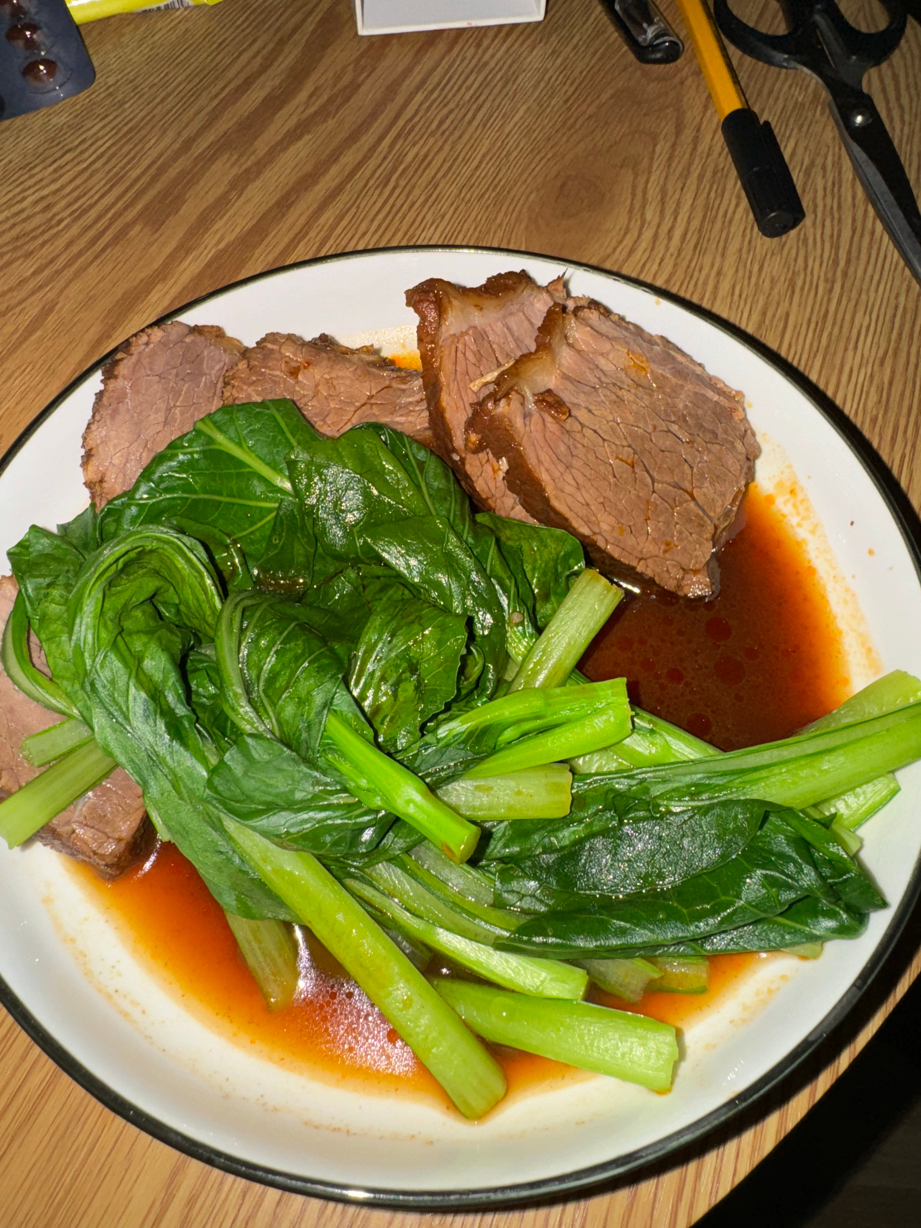 下午卤的牛肉，是我这辈子吃到最好吃的卤牛肉。我是什么做饭神童？ ​​​