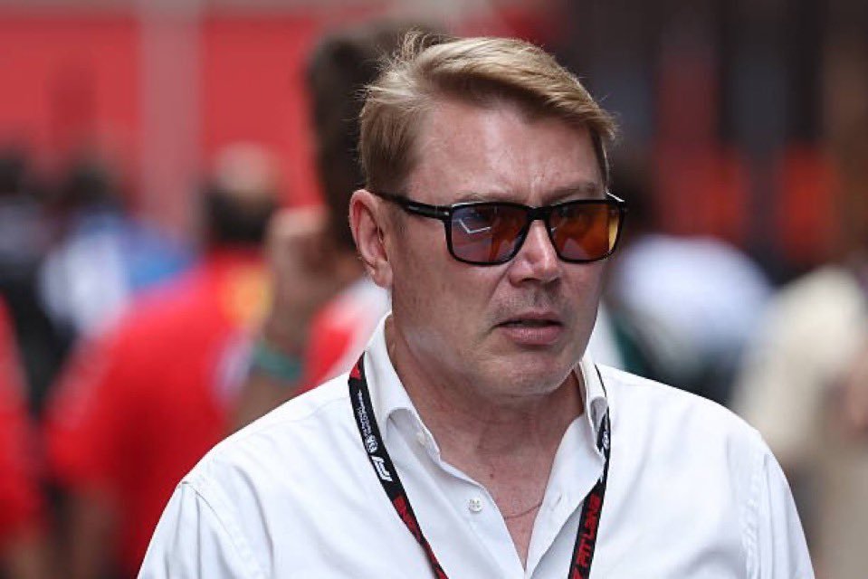 F1 米卡·哈基宁敦促迈凯伦不要为了签下马克斯·维斯塔潘而破坏车队内部的和谐，他