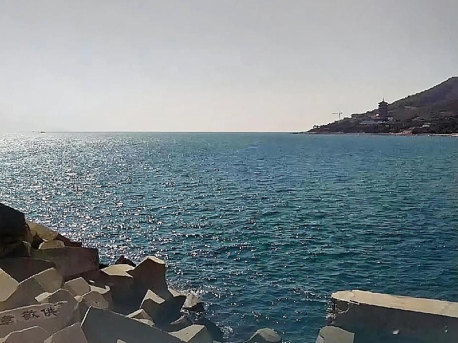 一江一寺一码头，万木万树万林幽