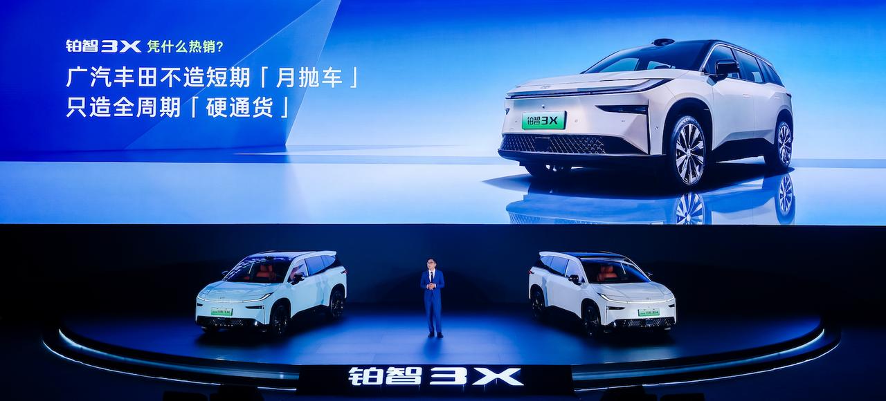 合资新能源车，很少能够做到铂智3X的成绩，上市14个月销量突破10万辆，连续7个