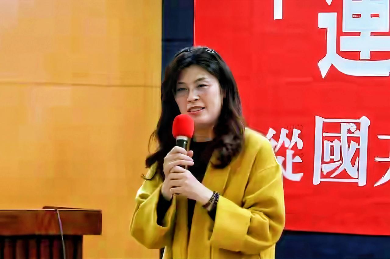 看到有人说，只因在大陆来访问面子给的太足了、热度又可能冲坏头脑想去访美！访美以后