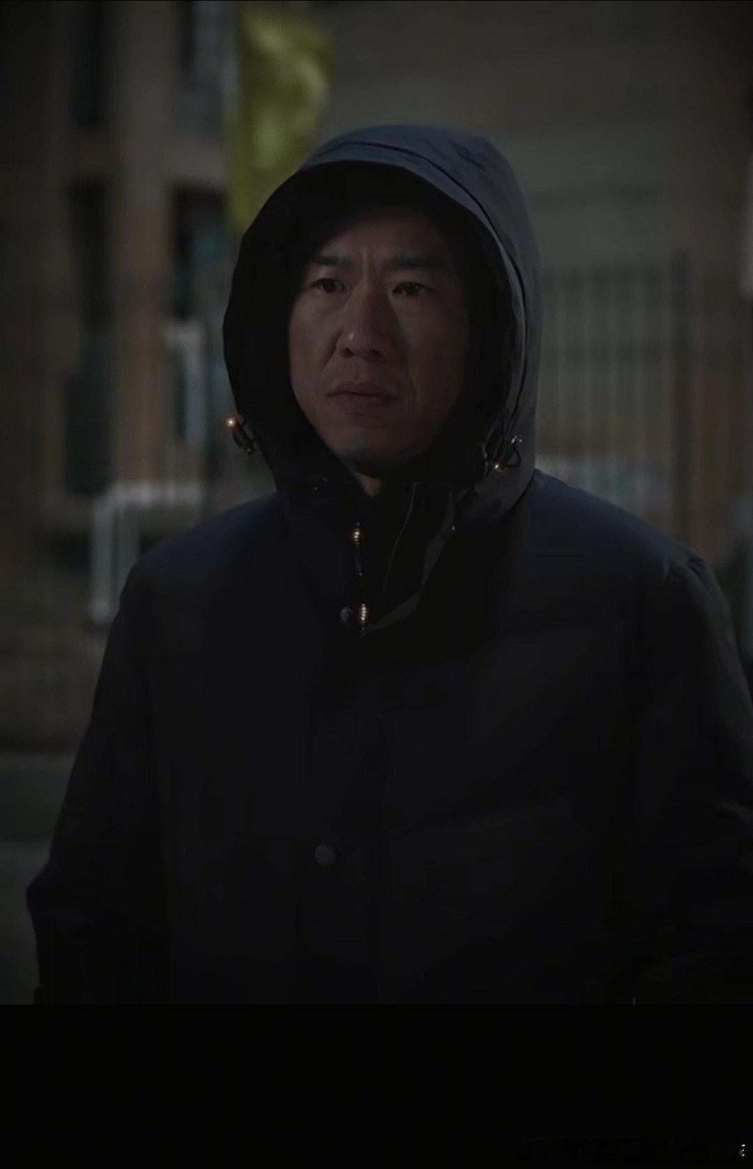 冯小刚真应该找王骁演肖大力。 ​​​