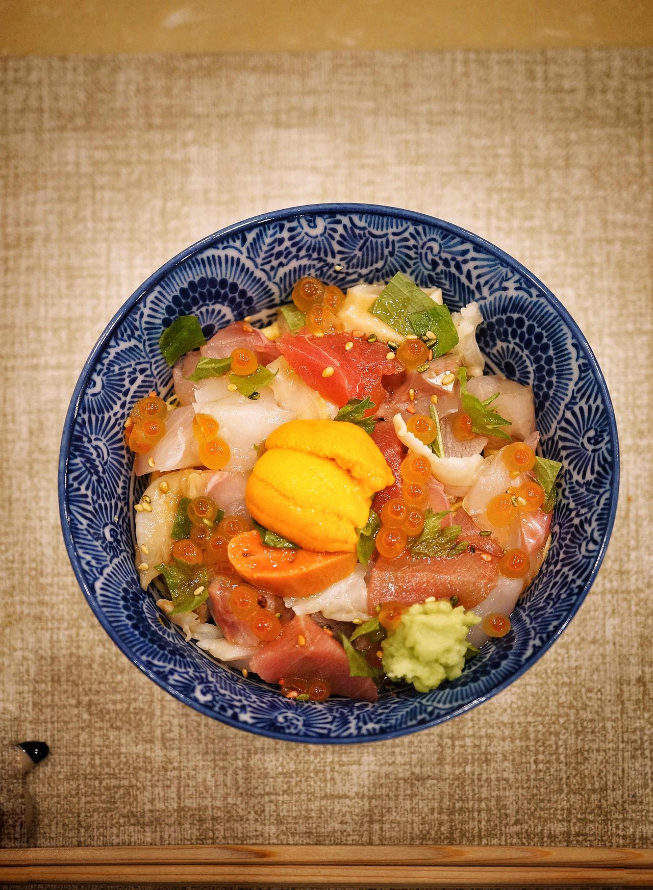 一家藏在上海富人区的神仙小店

说“藏”真不夸张，这家小店的面积可能就和家里的客