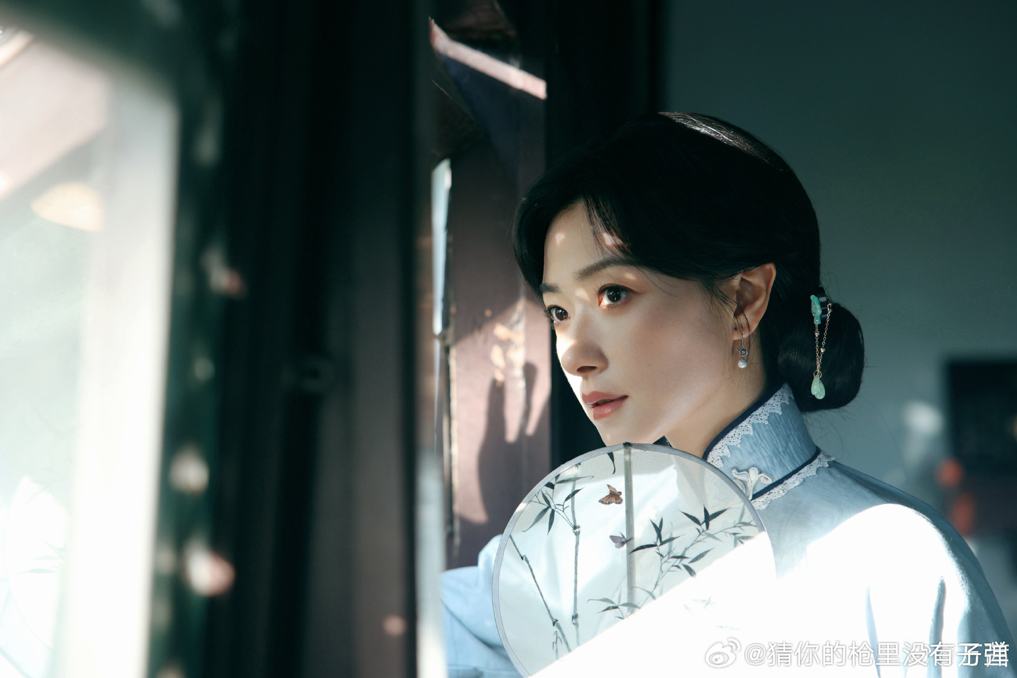 万茜民国风完全白月光万茜民国大家闺秀仪态气质比造型更动人！万茜民国风完全白月光，