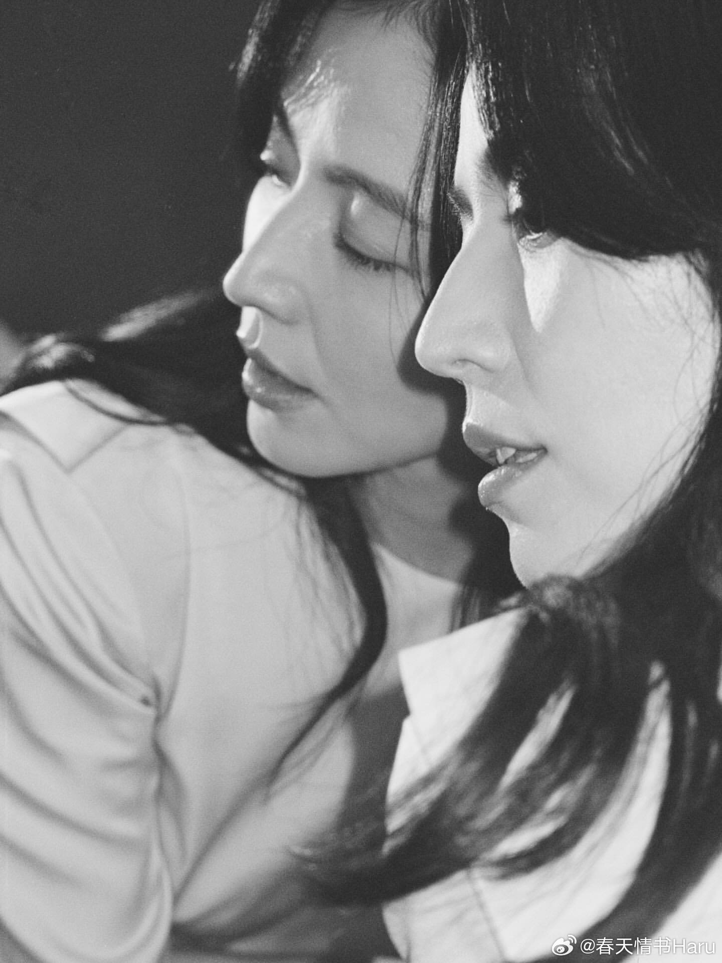 一组长泽雅美在今年的日本电影学院奖上拍摄的照片 