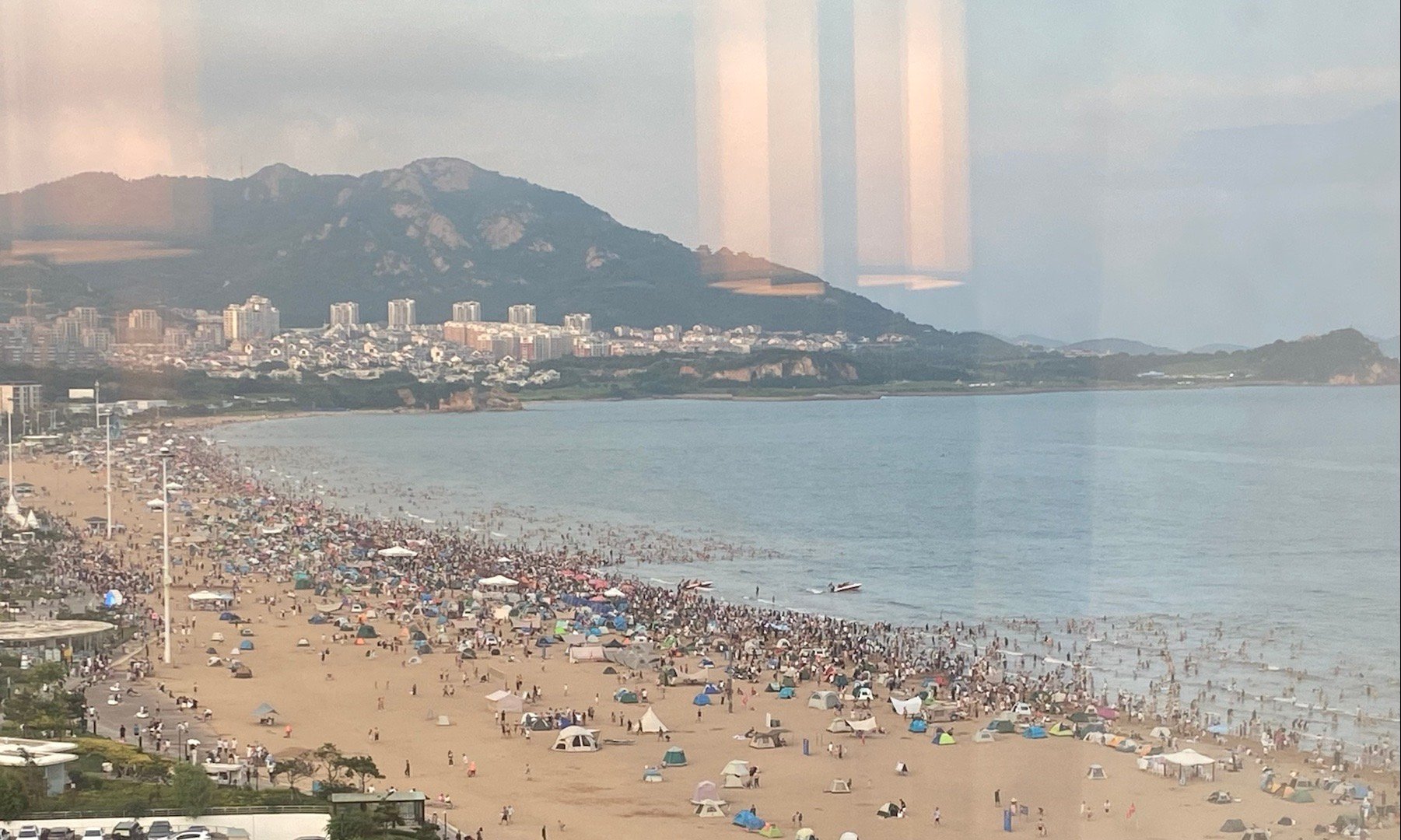 青岛在下饺子！暑假最后一周的旅游高峰期[衰]  ​​​