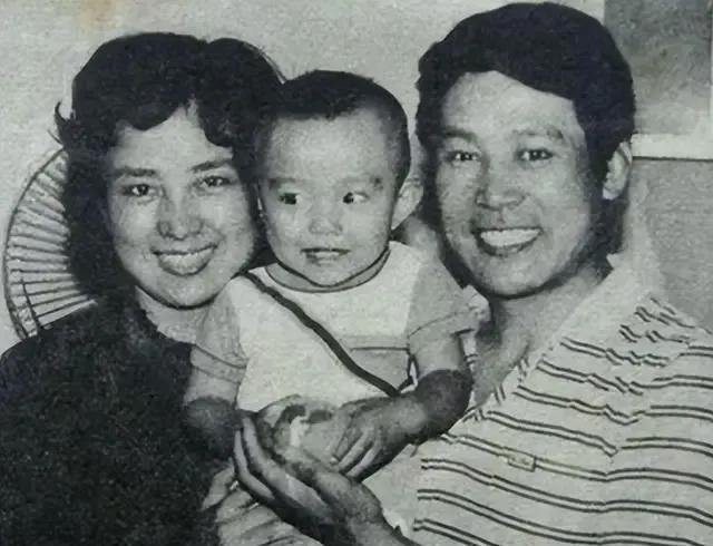 张金玲儿子还是很帅的，不过看不出像徐敏多还是张金玲多
星二代难得有几个颜值超父母