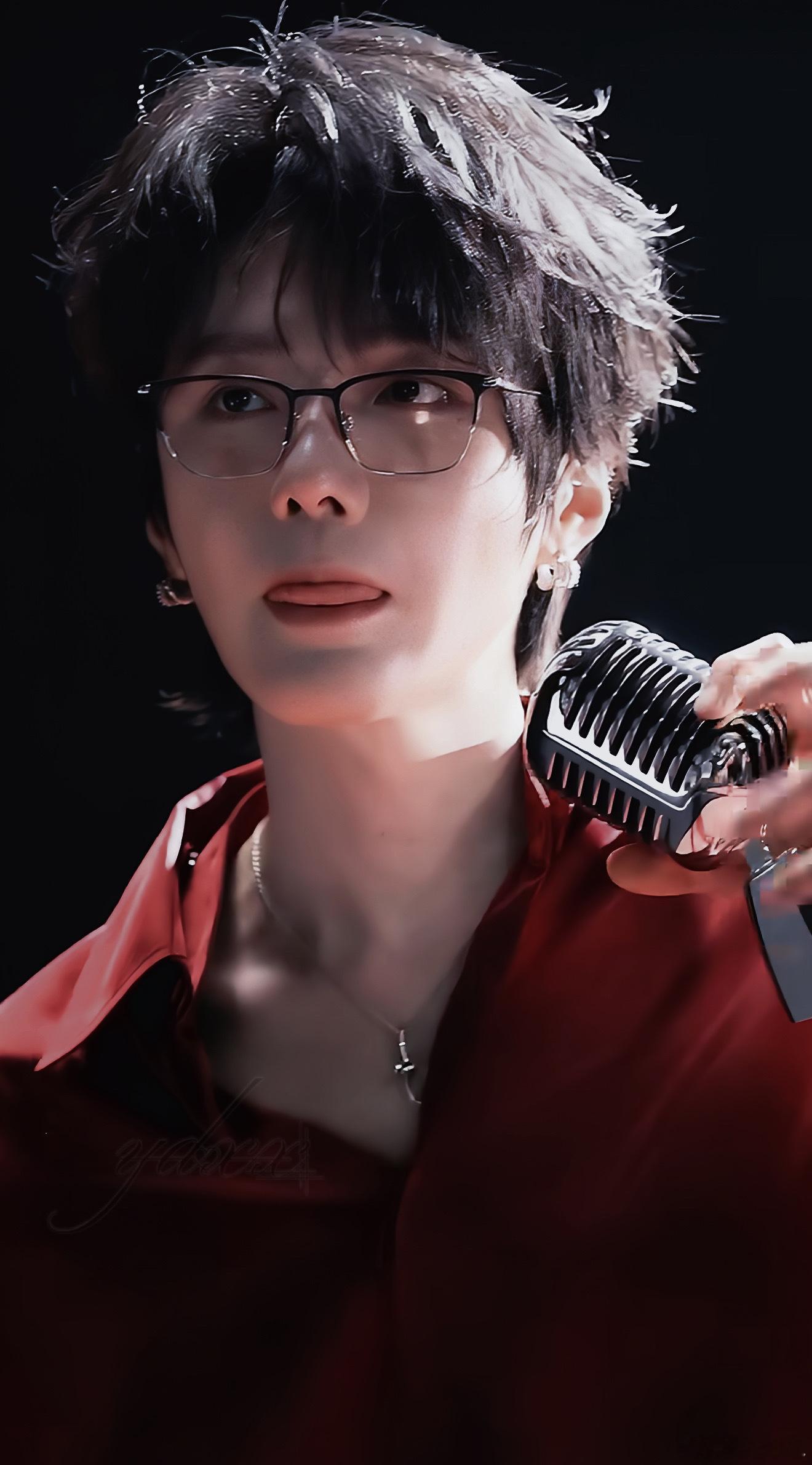 郝熠然   Hyr  bop循光代言人郝熠然啦啦啦啦啦啦啦啦啦啦我有现货了🤗?